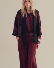 Load image into Gallery viewer, Summum Merlot Jacquard Jacket
