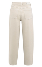 Load image into Gallery viewer, YaYa High Waist Jeans Relaxed Fit
