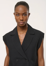 Load image into Gallery viewer, Humility Loric Sleeveless Jacket - Black
