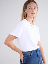 Load image into Gallery viewer, Summum Lyon White Tee
