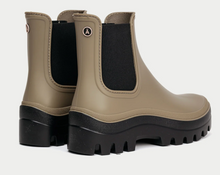 Load image into Gallery viewer, Tanta Prahara Mermaid Boot
