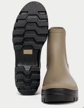 Load image into Gallery viewer, Tanta Prahara Mermaid Boot
