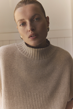 Load image into Gallery viewer, Gustav Stina Knit
