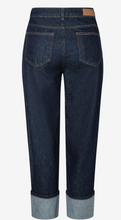 Load image into Gallery viewer, More &amp; More Turn-Up Jeans
