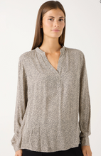 Load image into Gallery viewer, More &amp; More Print Blouse
