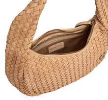 Load image into Gallery viewer, Depeche Small Clutch Soft Sand 16462
