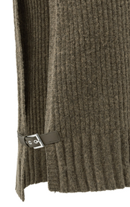 Yasmine Ribbed sleeveless sweater with side buckles