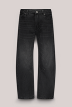 Load image into Gallery viewer, Summum Cocoon Fit Black Cotton Jeans
