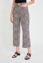 Load image into Gallery viewer, Maggie B/W Twill Trouser
