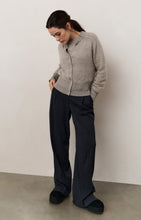 Load image into Gallery viewer, Knitted short sleeve sweater with double rib details
